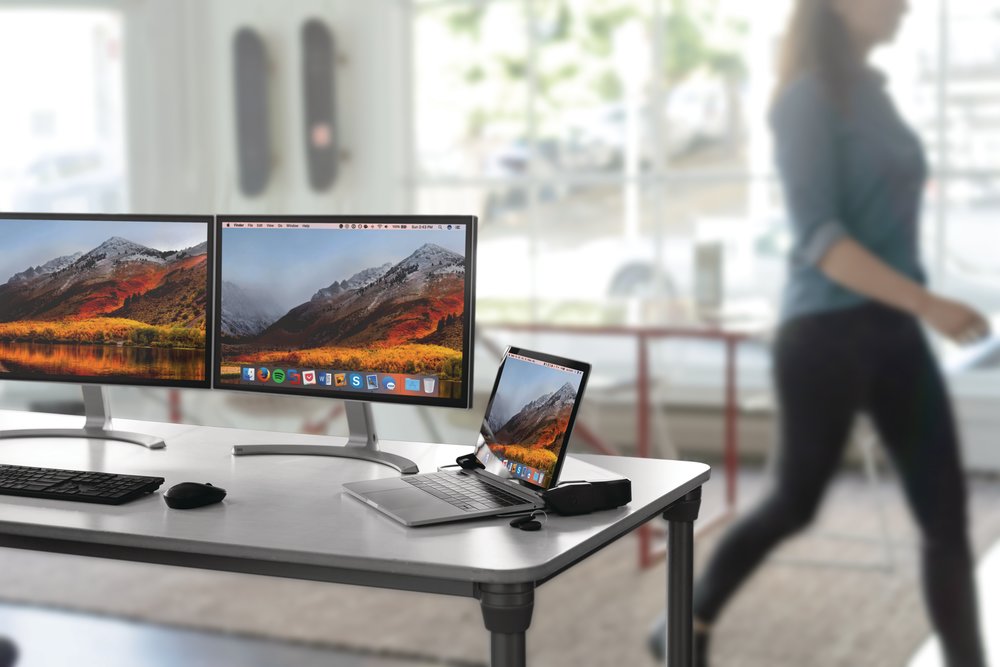 how to connect two monitors to macbook pro 2018