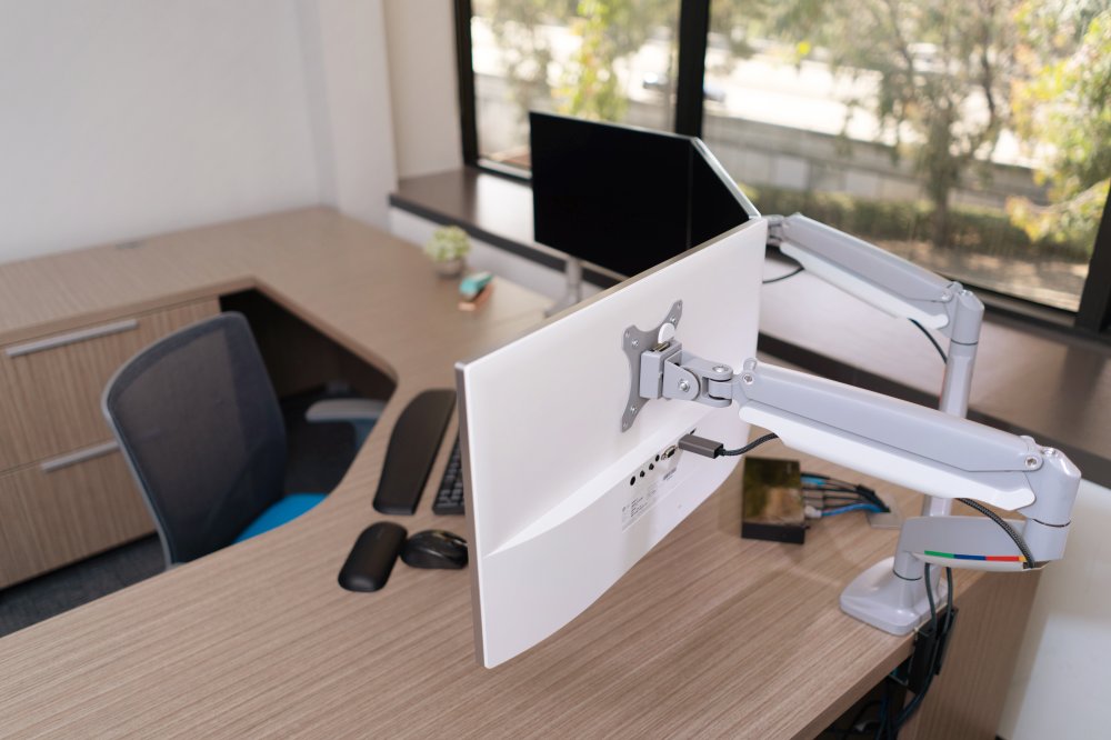 office monitor arms