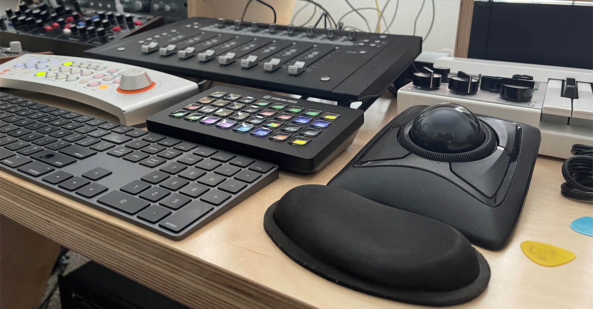 flip up keyboard & mouse tray for orbit